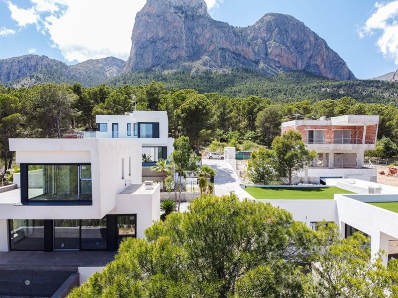 Av. Balcon de Ponoig - Comunidad Valenciana - Comunidad Valenciana - 03520